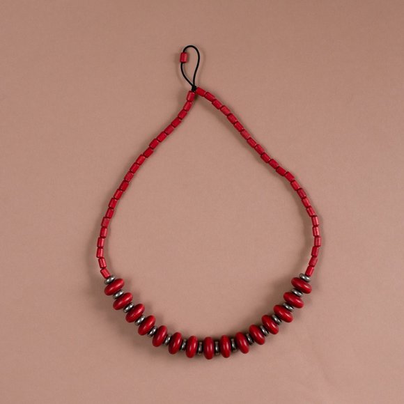 Vintage Red Wood Beads and Metal Necklace - Picture 5 of 6